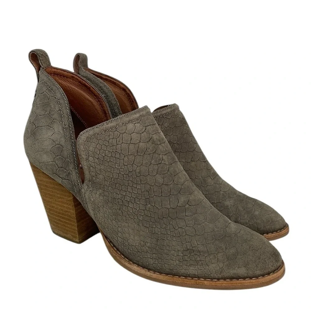 Jeffrey Campbell jeffery campbell